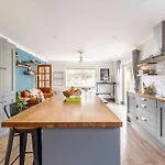 Willa Large Galway On Edge Of With Superb Garden *