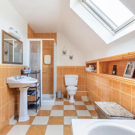 Large Galway On Edge Of With Superb Garden