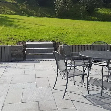 Large Galway On Edge Of With Superb Garden Villa *