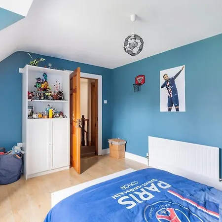 Villa Large Galway On Edge Of With Superb Garden Castlegar