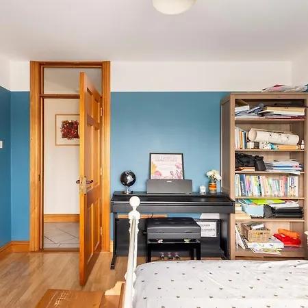 Villa Large Galway On Edge Of With Superb Garden *