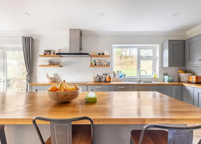 Large Galway On Edge Of With Superb Garden Castlegar