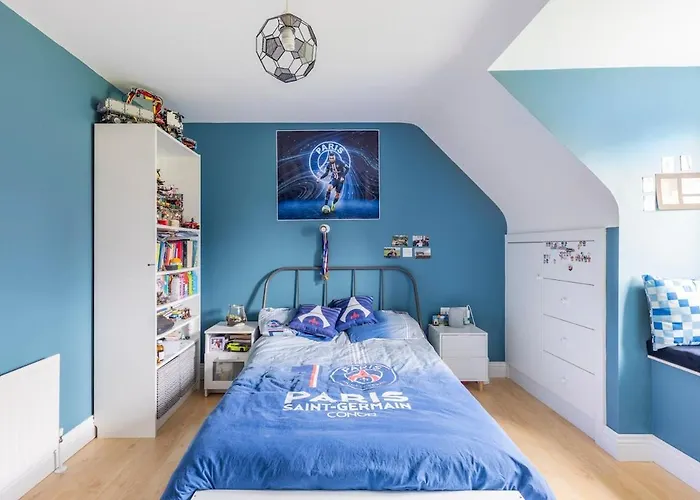 Large Galway On Edge Of With Superb Garden فيلة Castlegar