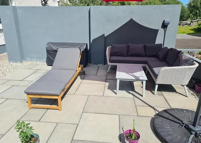 Large Galway On Edge Of With Superb Garden *